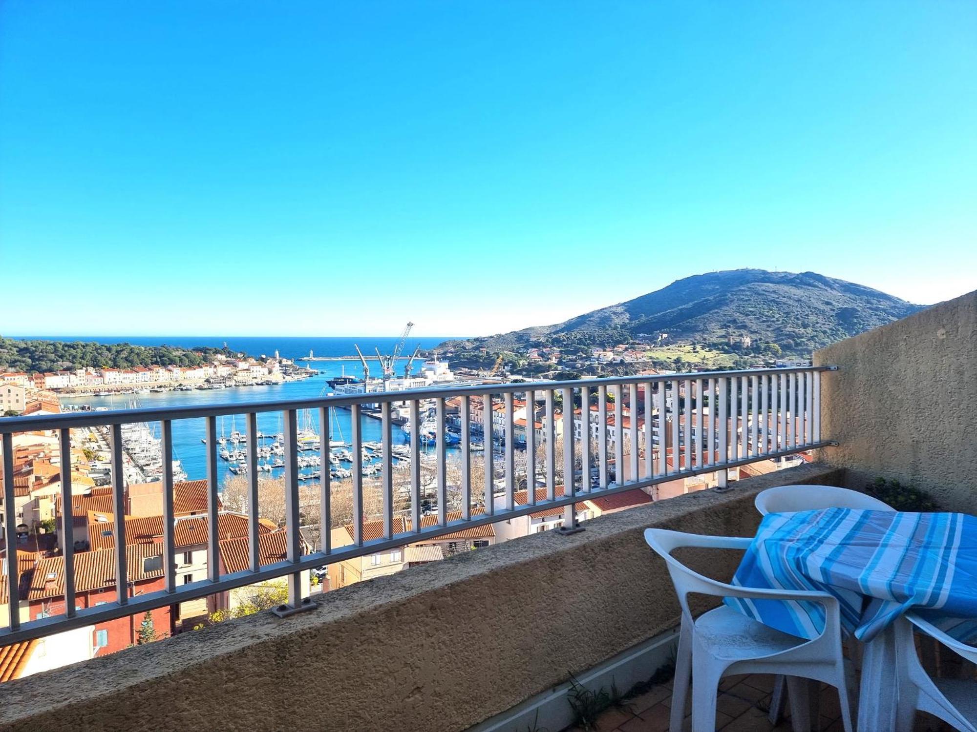 Port-Vendres: Studio Cabine Avec Terrasse, A 2 Pas Du Port - Fr-1-309-256 Port Vendres Εξωτερικό φωτογραφία